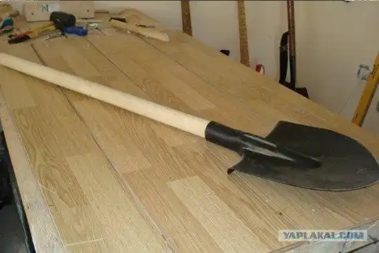 Как сделать из лопаты гитару!