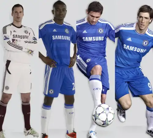Новая форма "Челси" сезон 2011-12
