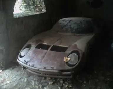 Заброшенные супер тачки