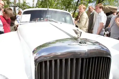 БОЛЬШОЙ АВТОМОБИЛЬНЫЙ ПРАЗДНИК ОТ "РЕТРО FM ТОМСК" СОСТОЯЛСЯ!