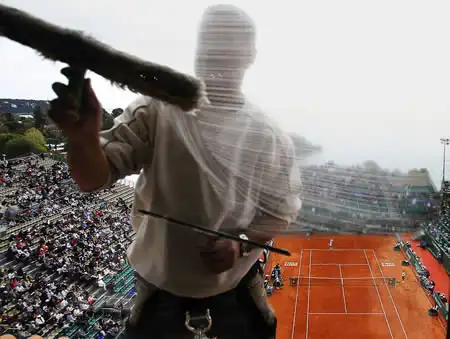 Самые необычные случаи мытья окон