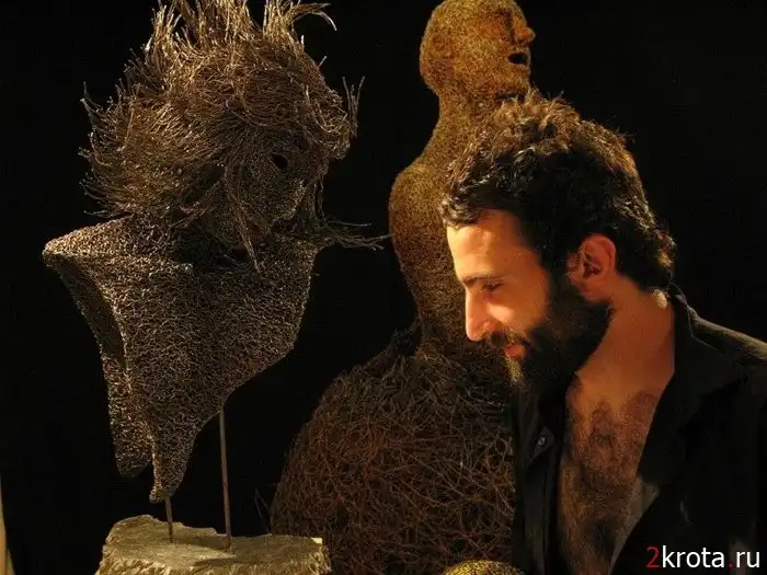 Воздушное железо скульптора Маттиа Тротта