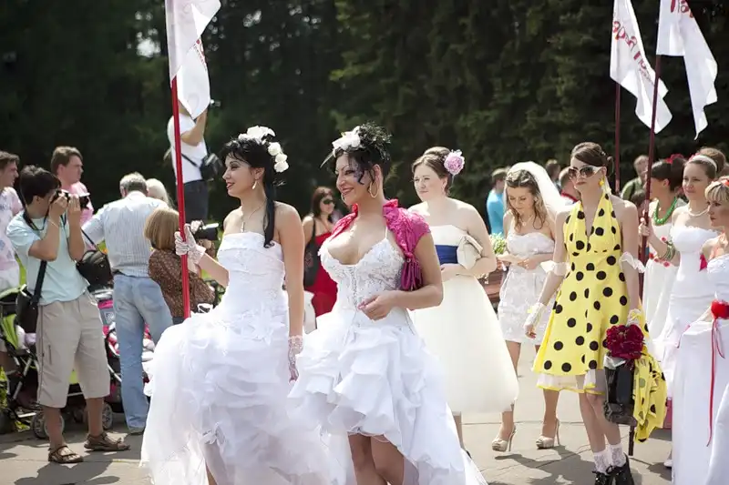 10-й парад невест в Москве