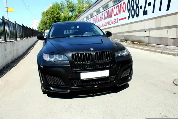 Кожанный BMW X6 в Москве