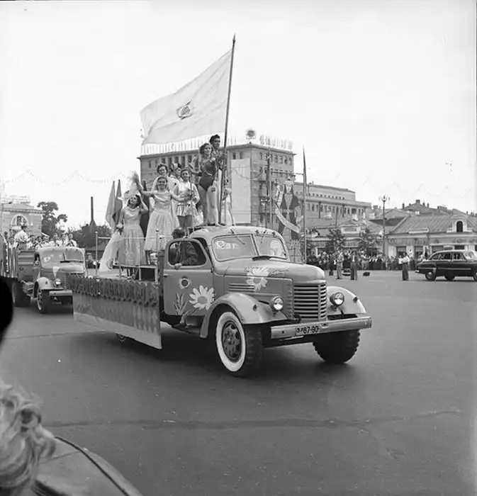 Советская Москва