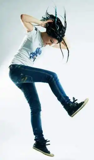 dnb step - современный уличный танец.