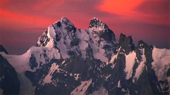 Суровая и красивая гора Ушба