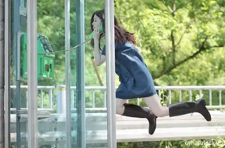 Фотографии "летающей" девушки