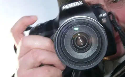 Стучите громче, вас не слышно!…