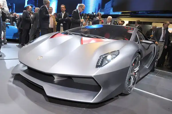 Lamborghini Sesto Elemento пойдет в мелкую серию
