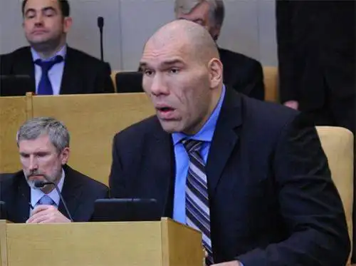 Специальное депутатское кресло Валуева