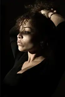 Антония Томас