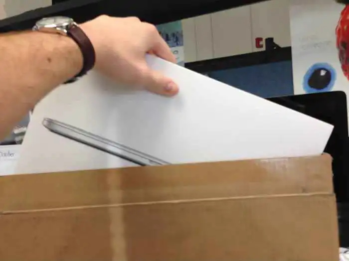 Креативная док-станция для телефона iPhone