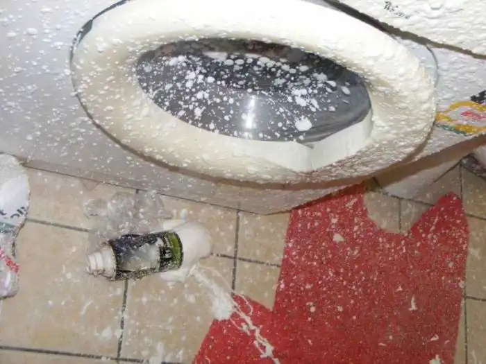 Последствия взрыва баллончика с пеной для бритья