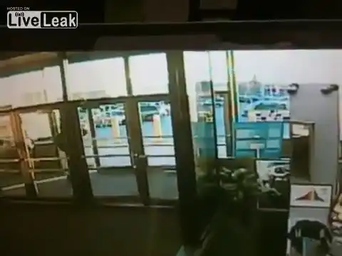 Вышиб двери