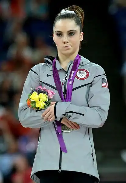 Лицо McKayla Maroney