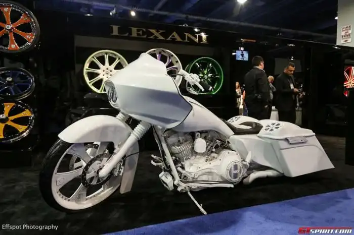 Самые необычные и крутые автомобили с выставки SEMA 2012