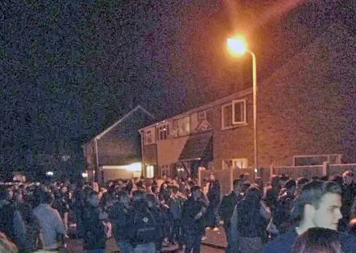 Когда все друзья из социальной сети приходят на День рождения