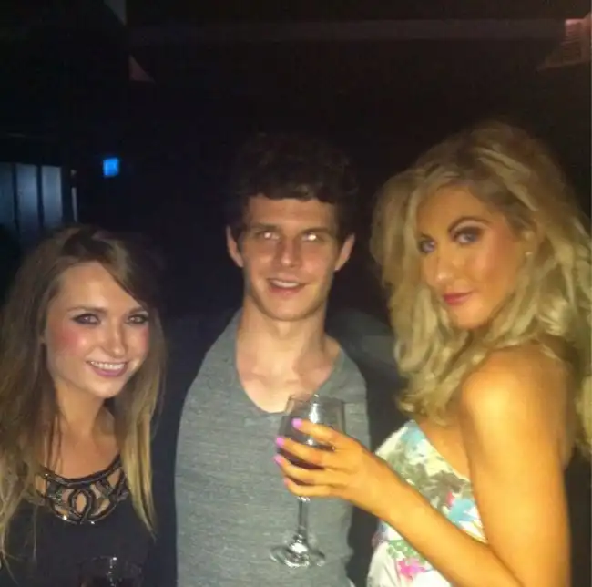 Хоккей - опасный спорт для тех, кто не боится боли