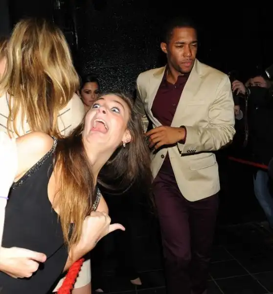 Фото со звездой.