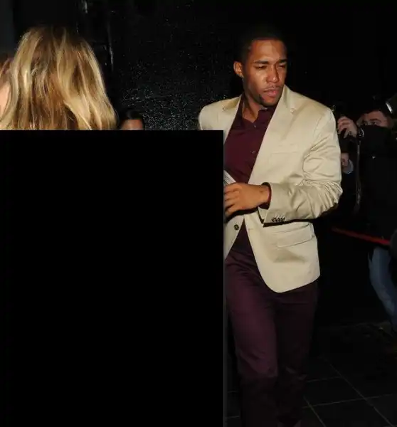 Фото со звездой.