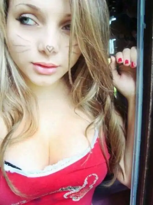 Девушки из социальных сетей