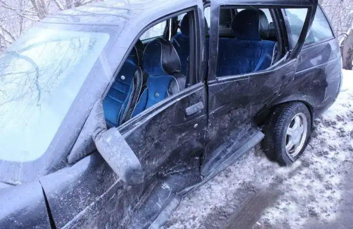 Сын Владимира Жириновского угодил в аварию