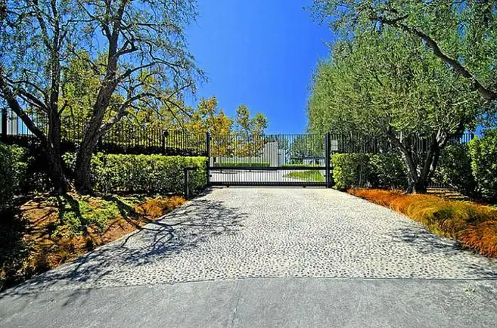 Новый дом Дженнифер Энистон