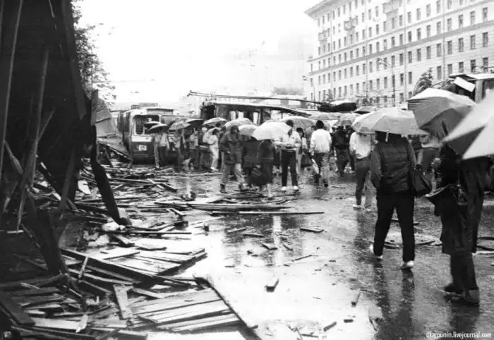 Редкие и уникальные снимки августовского путча