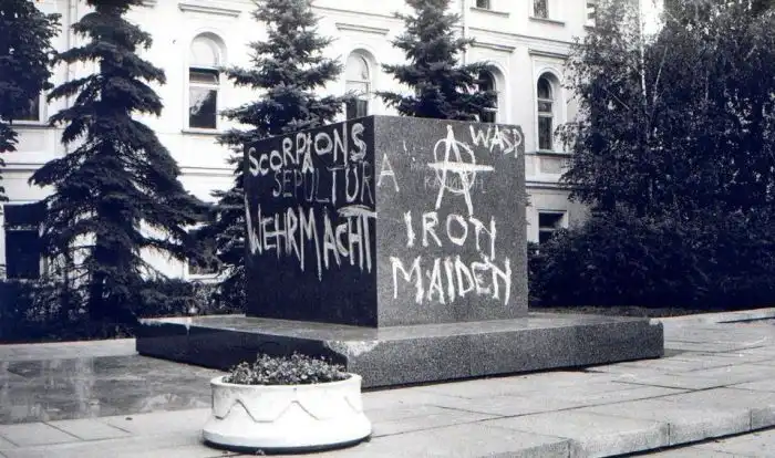 Редкие и уникальные снимки августовского путча