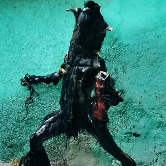 Чёткий Маскарад