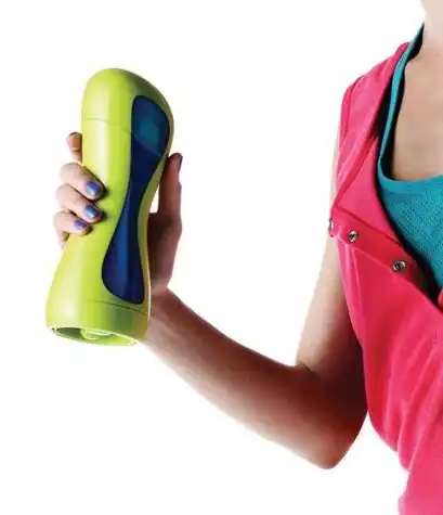 Новая детская бутылочка сама нагревает молоко