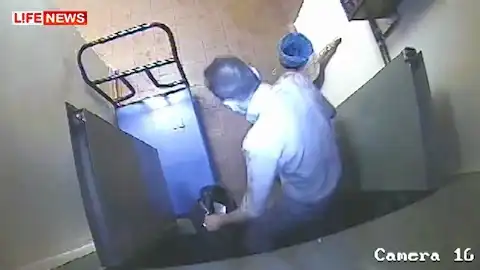 Лифтер украл 29 слитков золота из Сбербанка