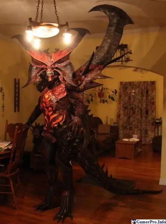 Фанаты долгожданных игр Diablo 3 и Starcraft 2