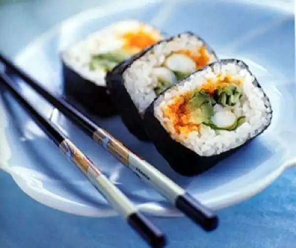 Классное приспособление для приготовления суши