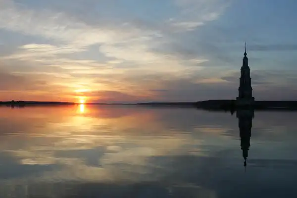 Тайна затопленной колокольни.