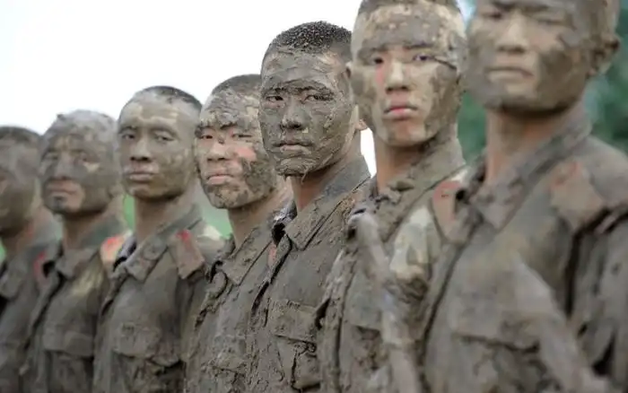 Тренировка китайских бойцов SWAT