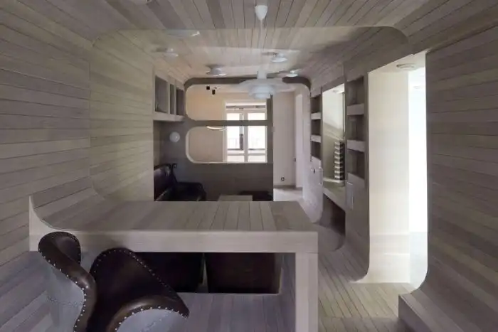 Креативный дизайн квартиры из дерева