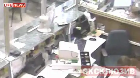 Ограбление Сбербанка в Москве ....