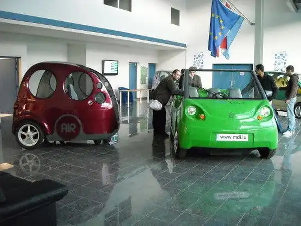 AirPod - индийский автомобиль, который ездит на воздухе