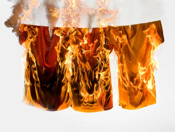 Дым и огонь Rob Prideaux