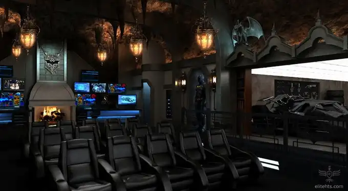 Кинотеатр - Пещера Бэтмэна (5 картинок)