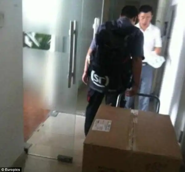 Просто хотел разыграть девушку