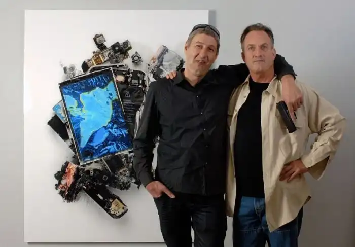 Креативные коллажи из продукции Apple