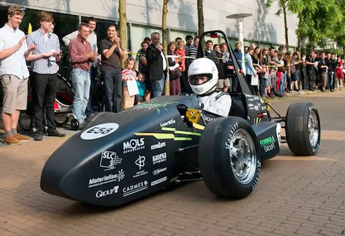 Первое в мире авто, распечатанное на 3D-принтере