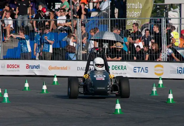 Первое в мире авто, распечатанное на 3D-принтере