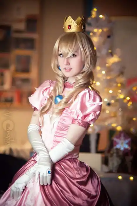 Симпатичные девушки-косплейщицы