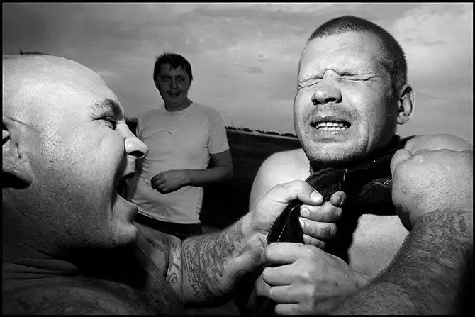 Жизнь сибирских бандитов глазами американца