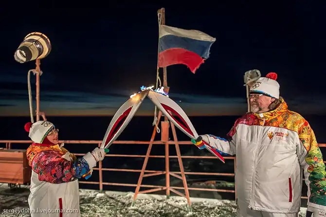 Как прошла эстафета Олимпийского огня на Северном полюсе