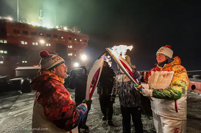 Как прошла эстафета Олимпийского огня на Северном полюсе